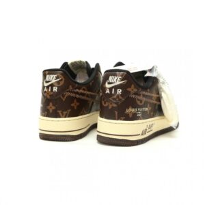 【AT15164】Louis Vuitton x Nike Air Force 1コラボスニーカー: ハイファッションとスポーツの融合 | Louis Vuitton x Nike