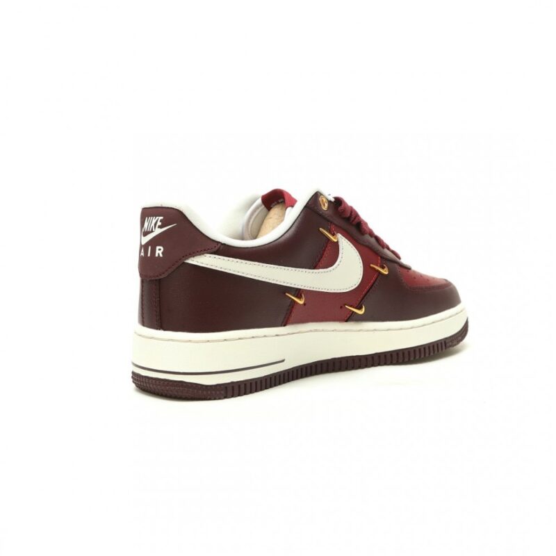 【AT15176】ナイキ エア フォース 1 ロウ LX チーム レッド カジュアル ストリートファッション 革靴 | Nike Air Force 1