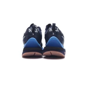 【AT1518】Sacai x Nike vaporWaffle ナイキとサカイのコラボレーション、VaporWaffle 3.0は、ペガサスとVaporFlyのデザイン要素を組み合わせた重要なスポーツシューズです。