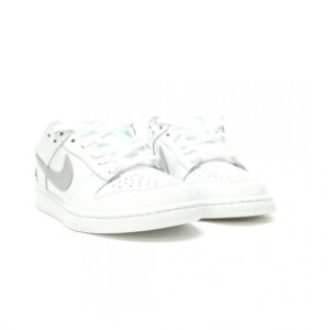 【AT15182】シュプリーム × ナイキSB ダンク ロー コラボ スニーカー | Nike x Supreme