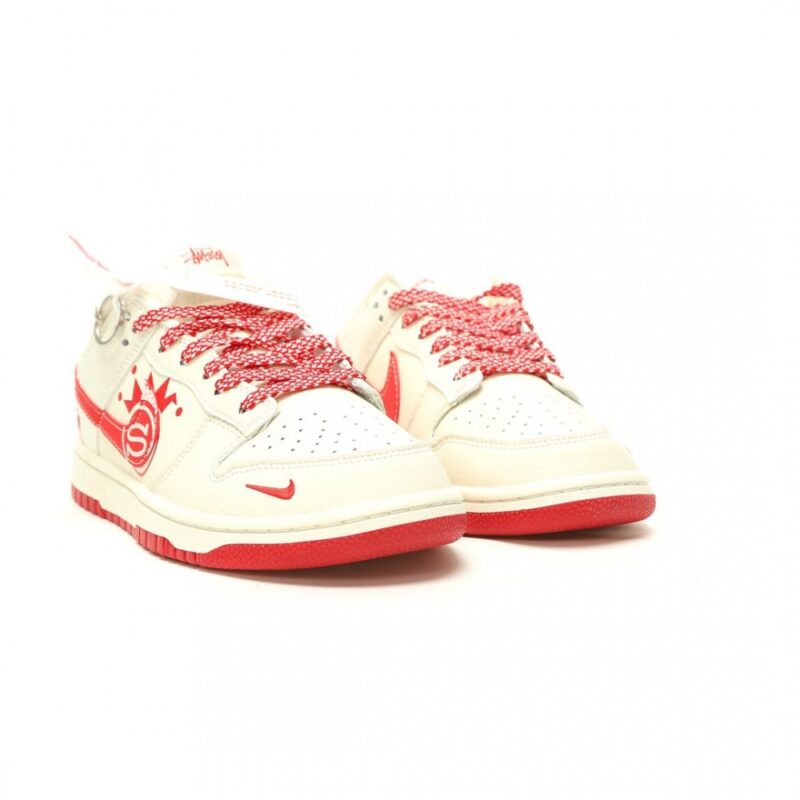 【AT15185】Nike×StussyコラボSB Dunk Low スニーカー | Stussy x Nike