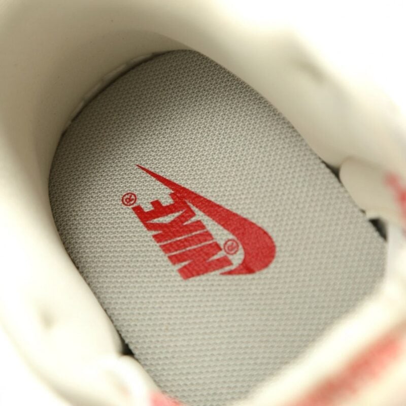 【AT15185】Nike×StussyコラボSB Dunk Low スニーカー | Stussy x Nike