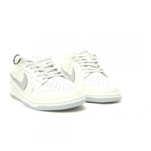 【AT15186】Stussy x ナイキSBダンクロー コラボレーションシューズ | Nike x Stussy