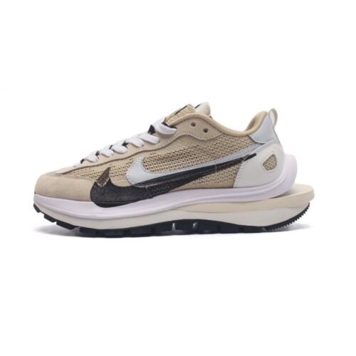 【AT1519】ナイキ Sacai x Nike vaporWaffle バンドル3.0ランウェイヘビーデューティー コラボレーションシューズは、PegasusとVaporFlyのデザイン要素によって共同構築されます。男性と女性の靴。