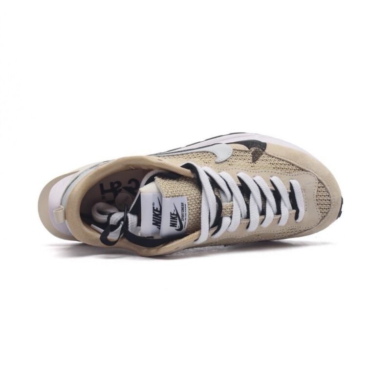 【AT1519】ナイキ Sacai x Nike vaporWaffle バンドル3.0ランウェイヘビーデューティー コラボレーションシューズは、PegasusとVaporFlyのデザイン要素によって共同構築されます。男性と女性の靴。
