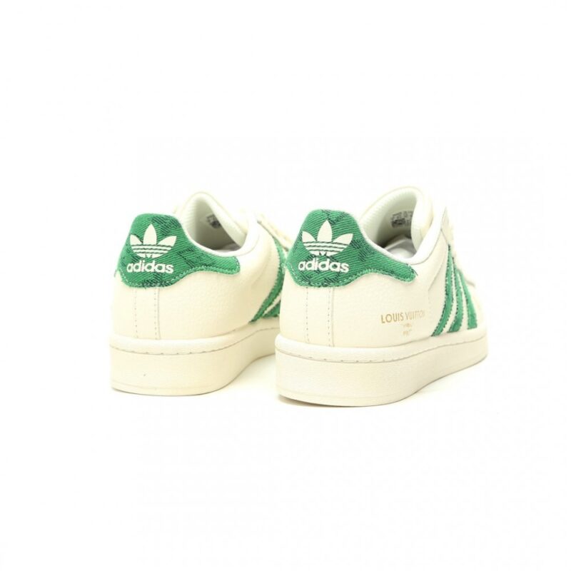 【AT15197】ルイ・ヴィトン × アディダス オリジナルスコラボスニーカー - 贅沢なスポーツファッション | Louis Vuitton x Adidas