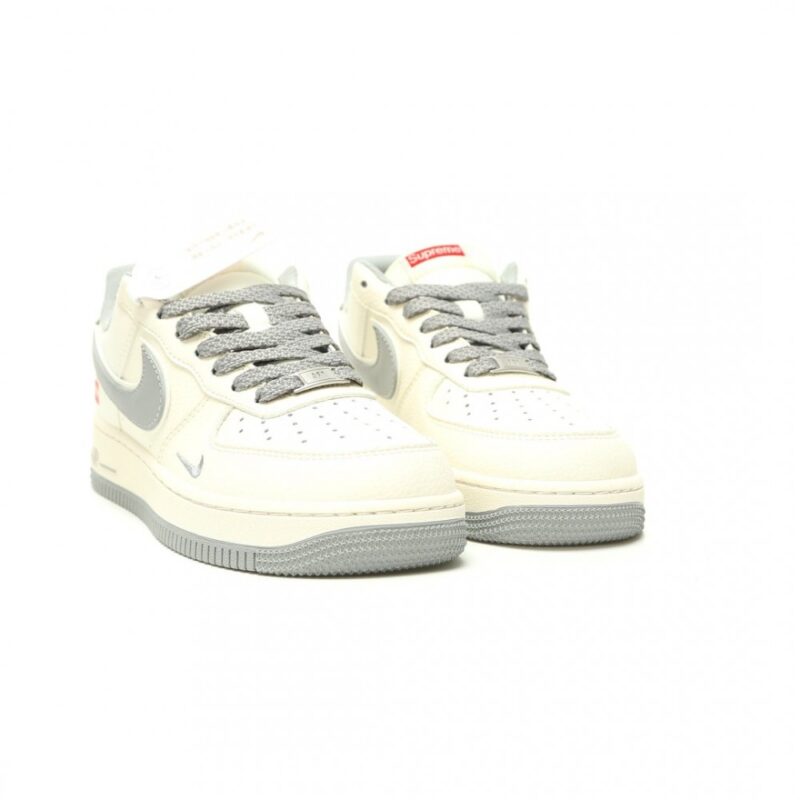 【AT15203】シュプリーム×ナイキ エアフォース1 限定コラボスニーカー | Supreme Nike