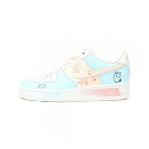 【AT15240】Nike Air Force 1低ッスカイブルーとホワイトグラフィティデザインシューズ | AF1