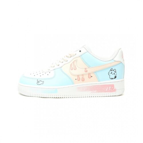 795703690_1 【AT15240】Nike Air Force 1低ッスカイブルーとホワイトグラフィティデザインシューズ | AF1