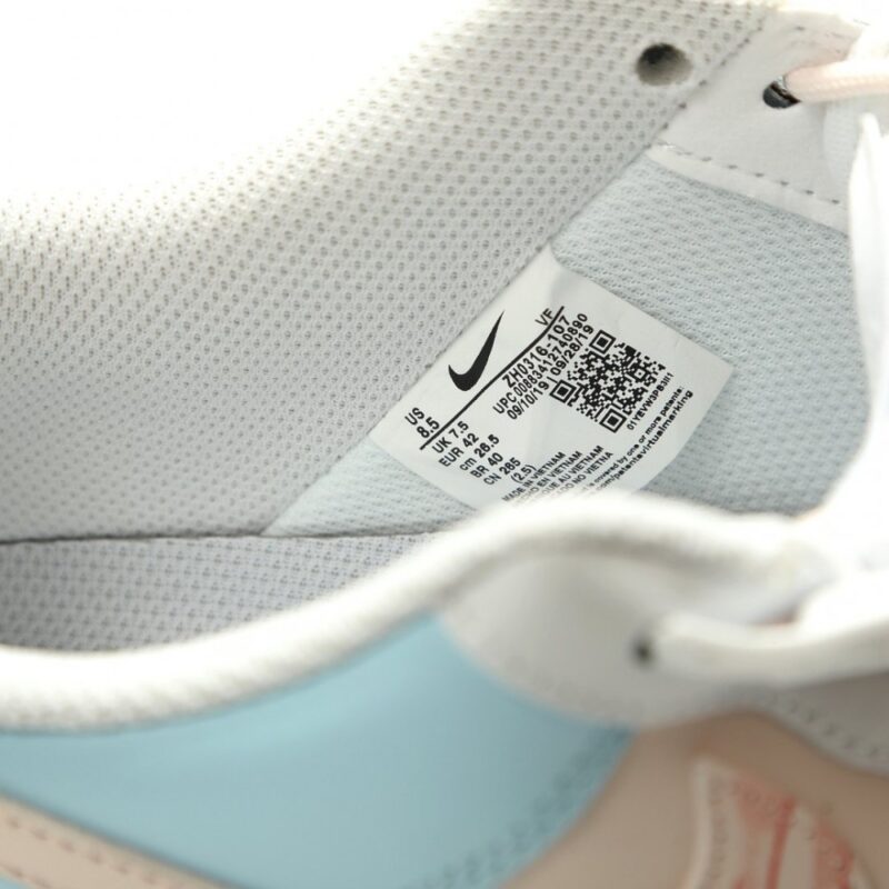 【AT15240】Nike Air Force 1低ッスカイブルーとホワイトグラフィティデザインシューズ | AF1