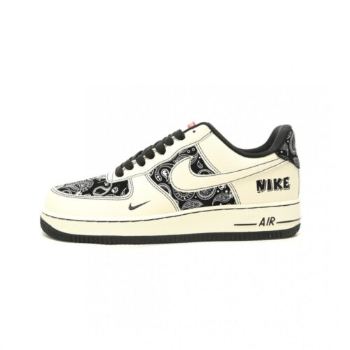 926172228_1 【AT15241】Nike Air Force 1 '07 Low エアフォース1ローカットスニーカー:アートグラフィティデザインで都市ファッションを完璧に表現 | Nike x Supreme