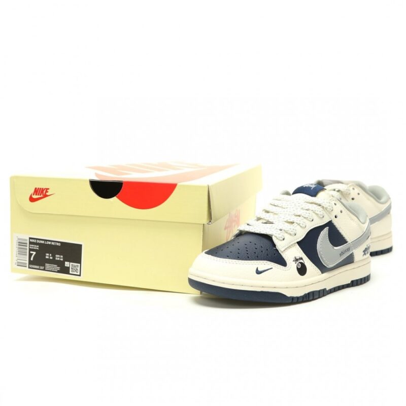 【AT15245】ナイキ×ステューシー コラボ SB ダンク ローカットスニーカー | Stussy x Nike