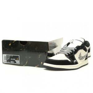 【AT15250】Nike x StussyコラボAir Jordan 1 Low スニーカー、クラシックデザイン、高品質素材、スポーツとストリートカルチャーを融合 | Stussy x Nike