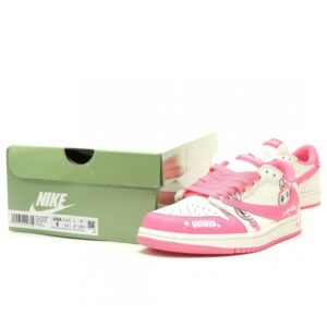 【AT15251】Nike Air Jordan 1 Low OG LABUBU 切り替えカラーローカットスニーカー | Nike x Labubu