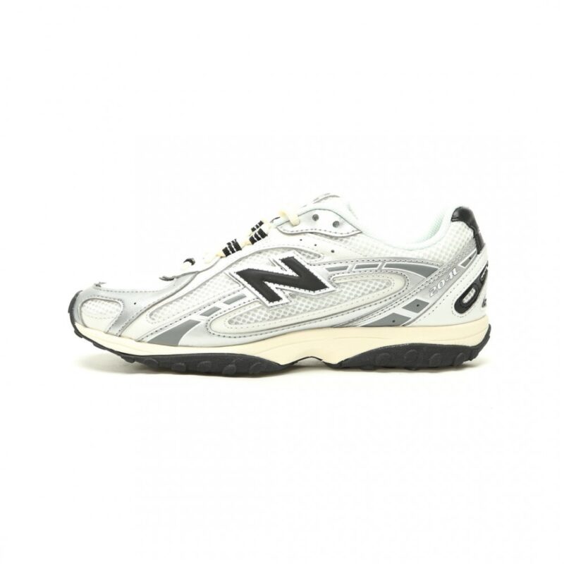 【AT15270】New Balance 204Lシリーズ ローカット レトロランニングシューズ | New Balance
