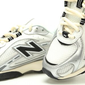 【AT15270】New Balance 204Lシリーズ ローカット レトロランニングシューズ | New Balance