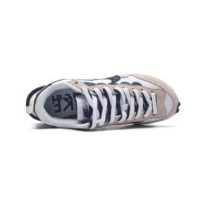 【AT1528】Sacai x Nike vaporWaffle ナイキのサカイとのコラボレーションで、ヴェイパーウォッフルの最新3.0バージョンが登場！ランウェイで一大センセーションを巻き起こす重要なコラボレーションスニーカーです。