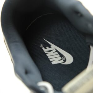 【AT15288】ナイキSBダンクロー x ザノースフェイスコラボ スニーカー | The North Face x Nike