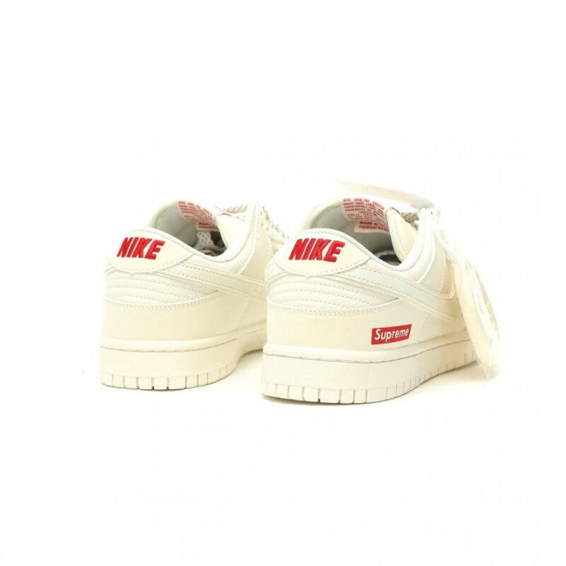 【AT15290】シュプリーム x ナイキ SB ダンク ロー スニーカー | Supreme Nike