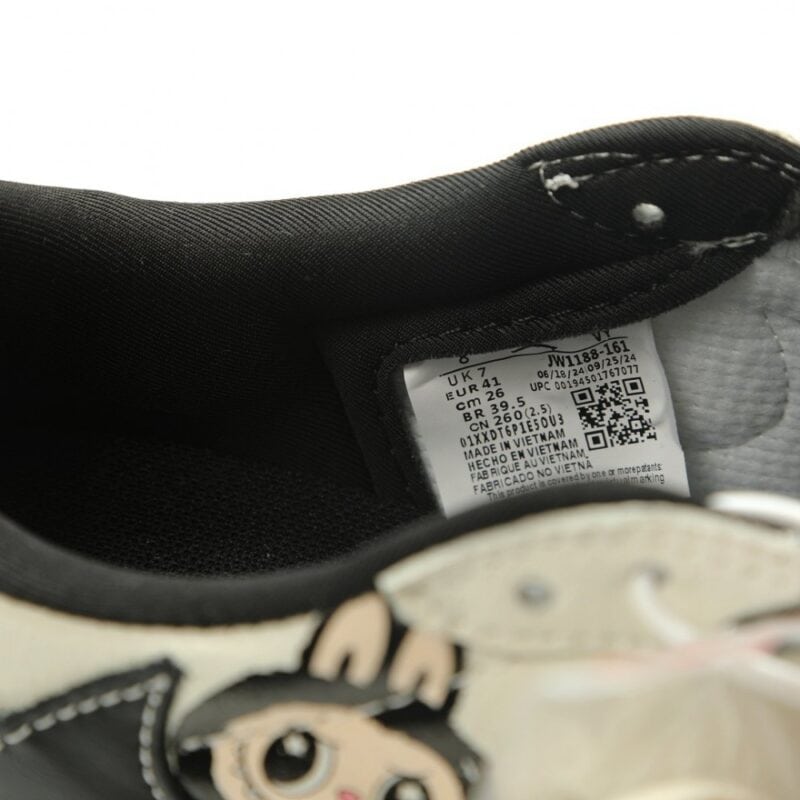 【AT15294】ナイキ エアジョーダン1 ロー OG × LABUBU コラボ限定モデル | Nike x Labubu