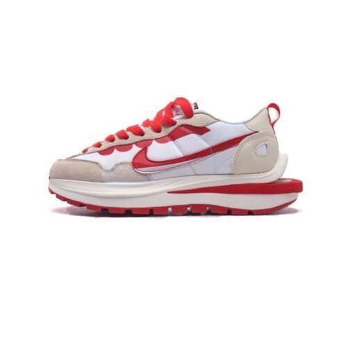 【AT1530】Sacai x Nike vaporWaffle ナイキとサカイのコラボレーション、VaporWaffle 3.0のランウェイヘビーウェイトスペシャルモデルスポーツシューズ