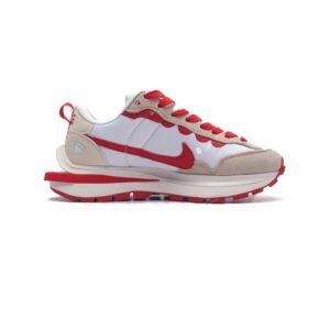 【AT1530】Sacai x Nike vaporWaffle ナイキとサカイのコラボレーション、VaporWaffle 3.0のランウェイヘビーウェイトスペシャルモデルスポーツシューズ