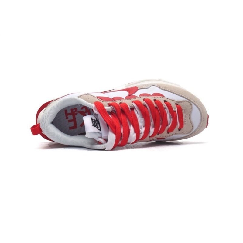 【AT1530】Sacai x Nike vaporWaffle ナイキとサカイのコラボレーション、VaporWaffle 3.0のランウェイヘビーウェイトスペシャルモデルスポーツシューズ