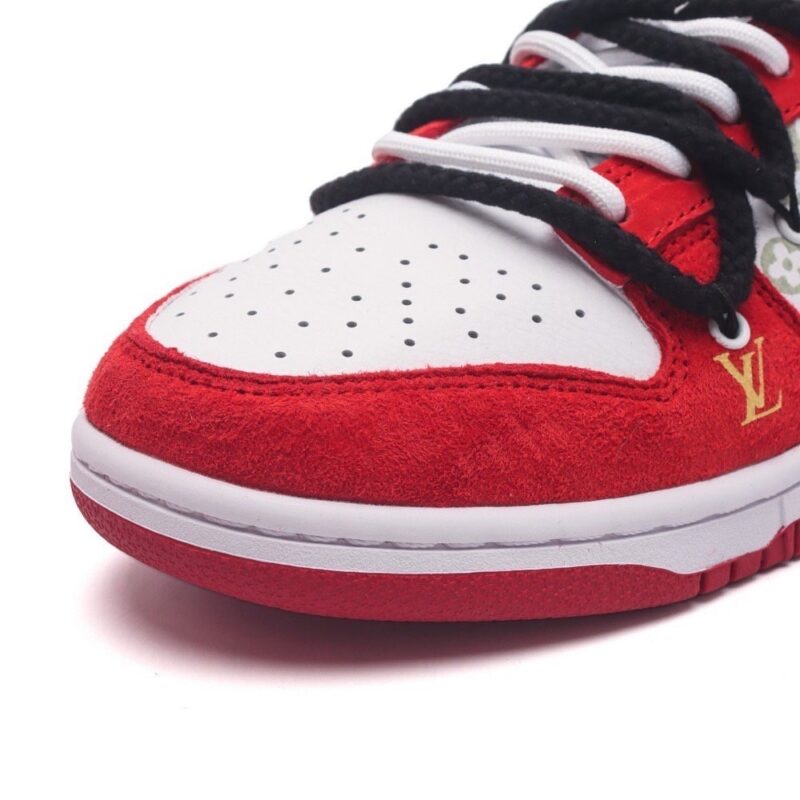 【AT1533】Louis Vuitton x Nike Nike Dunk Low Retro ナイキ ダンク ロー レトロ スニーカー 2024 新年モデル レッドシューズ レトロデザイン ダブルストラップ ルイ・ヴィトンコラボモデル