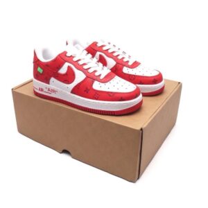 【AT1536】Louis Vuitton x Nike Air Force 1 Low ルイ・ヴィトン x ナイキ エア フォース 1 ロー コラボ ダンク AF1 ローカット 基本的でカジュアルな厚底ハイカットスニーカー