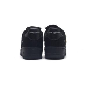 【AT1539】Louis Vuitton x Nike Air Force 1 Low ルイ・ヴィトン×ナイキ エアフォース1ローは、万能でカジュアルなスポーツスニーカーです。