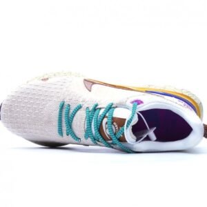 【AT1541】Nike REACT INFINITY RUN FK 3の新しいカラーバリエーション（全9種類）は、ランニング目標を達成するのに役立つ、テスト済みのランニングシューズです。