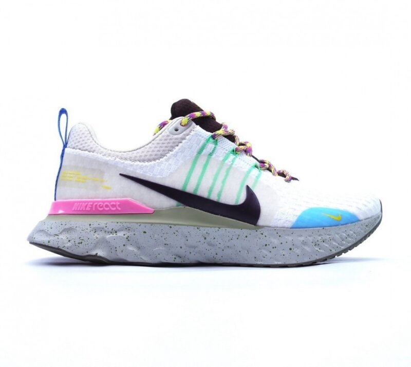 【AT1541】Nike REACT INFINITY RUN FK 3の新しいカラーバリエーション（全9種類）は、ランニング目標を達成するのに役立つ、テスト済みのランニングシューズです。