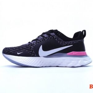【AT1541】Nike REACT INFINITY RUN FK 3の新しいカラーバリエーション（全9種類）は、ランニング目標を達成するのに役立つ、テスト済みのランニングシューズです。