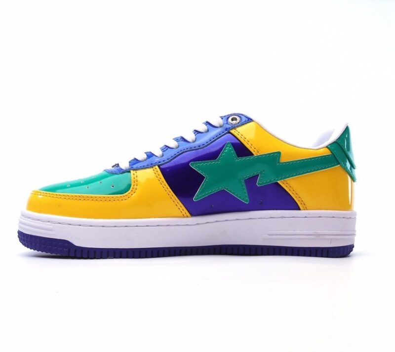 【AT1545】A Bathing Ape / アーペの男女のスポーツシューズのクラシックスニーカーは、元の楦をアップデートし、柔らかいレザーアッパー素材を採用し、全足エアソールエアクッションを内蔵しています。