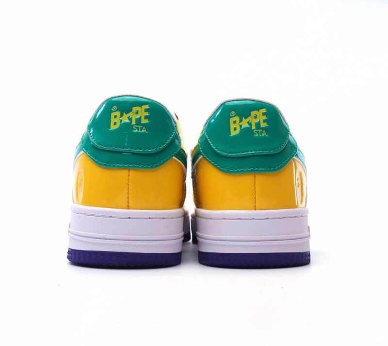 【AT1545】A Bathing Ape / アーペの男女のスポーツシューズのクラシックスニーカーは、元の楦をアップデートし、柔らかいレザーアッパー素材を採用し、全足エアソールエアクッションを内蔵しています。