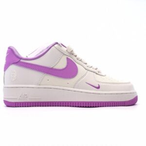 【AT1550】海外で限定販売！カスタムNIke Air Force 1 '07 Low “BAPEコラボ--淡い紫のキャンバス”エアフォース1 ローカット スニーカー カジュアルシューズ 折り返し縫い込み