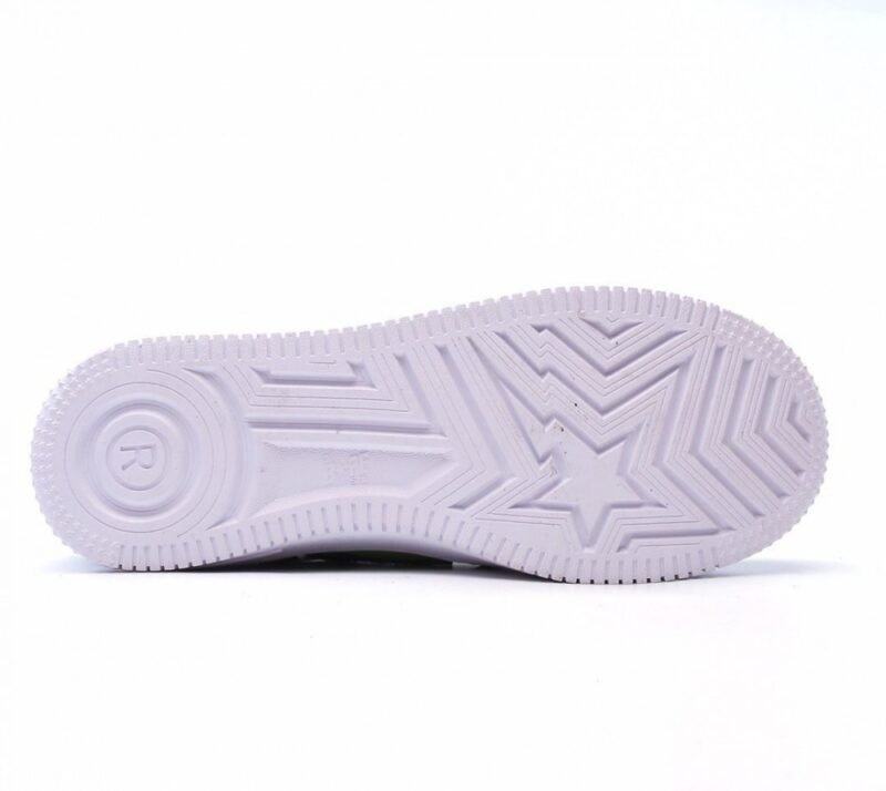 【AT1551】A Bathing Ape/ア・ベイシング・エイプ メンズ・レディース スポーツシューズ レトロスニーカー。アップグレードされたオリジナル木型のデータ開発、超柔らかい革＋生地素材を採用し、インソールにはフルパームair soleエアクッションを内蔵。