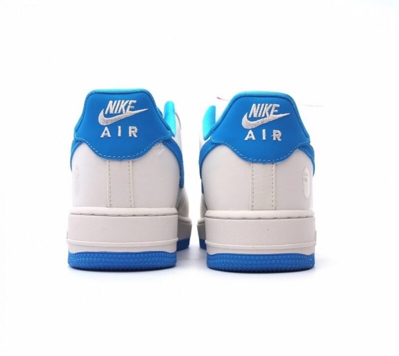 【AT1552】Bape x Nike Air Force 1 Low 猿人头コラボエアフォース1ローカットスニーカー