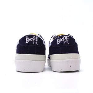【AT1556】A Bathing Ape/安逸猿 メンズ・レディース スポーツシューズ レトロスニーカー。オリジナルの木型とパターンをアップグレードし、超柔らかいレザーアッパー素材、フルサイズのair soleエアクッションを内蔵。