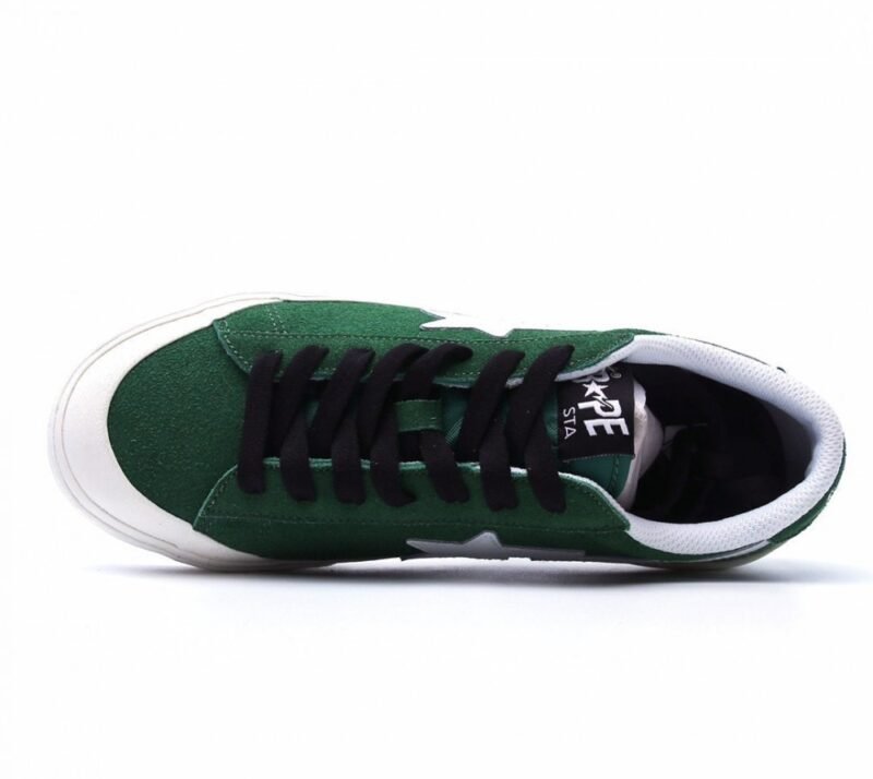 【AT1557】これはA Bathing Ape/安逸猿のメンズ・レディース・スポーツシューズ、レトロなスニーカーです。アップグレードされたオリジナルラスト、オリジナル紙型データ開発を採用しており、超柔らかいレザーアッパー素材を使用しています。全足air soleエアクッションが内蔵されております。