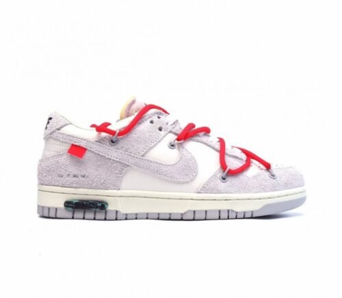 【AT1578】Off-White™ x Nike SB Dunk Low Lot 再度、VIRGIL ABLOHデザイナーの独立ブランドOff-White™とNikeのコラボレーションによるSB Dunk Low Lot"The 33/50"スラムダンクシリーズのローカットクラシックで合わせやすいカジュアルスポーツシューズ