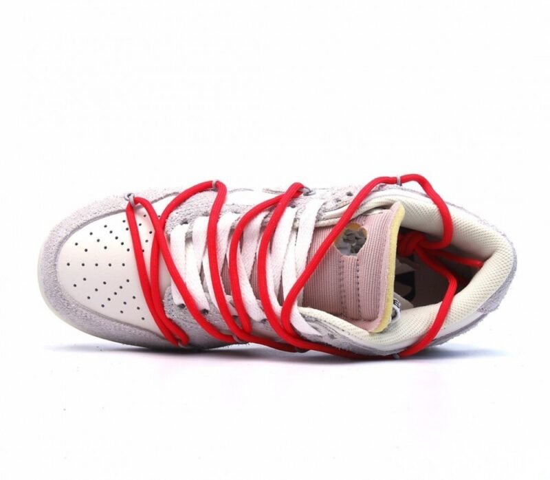【AT1578】Off-White™ x Nike SB Dunk Low Lot 再度、VIRGIL ABLOHデザイナーの独立ブランドOff-White™とNikeのコラボレーションによるSB Dunk Low Lot"The 33/50"スラムダンクシリーズのローカットクラシックで合わせやすいカジュアルスポーツシューズ