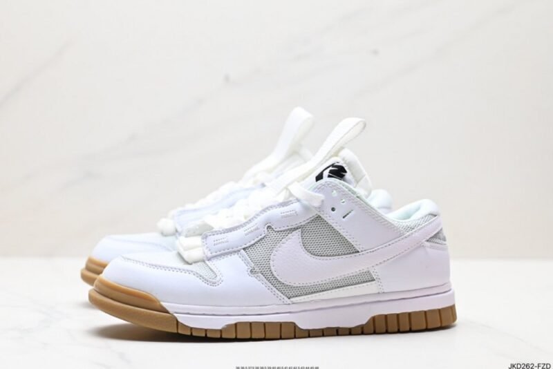 【AT1590】登山やアウトドアの機能要素を取り入れた、VIRGIL ABLOHデザイナーの独立ブランドOff-White™ x Futura x Nike SB Dunk Pine Green OWコラボシリーズのローカットクラシックで万能なカジュアルスポーツシューズ。