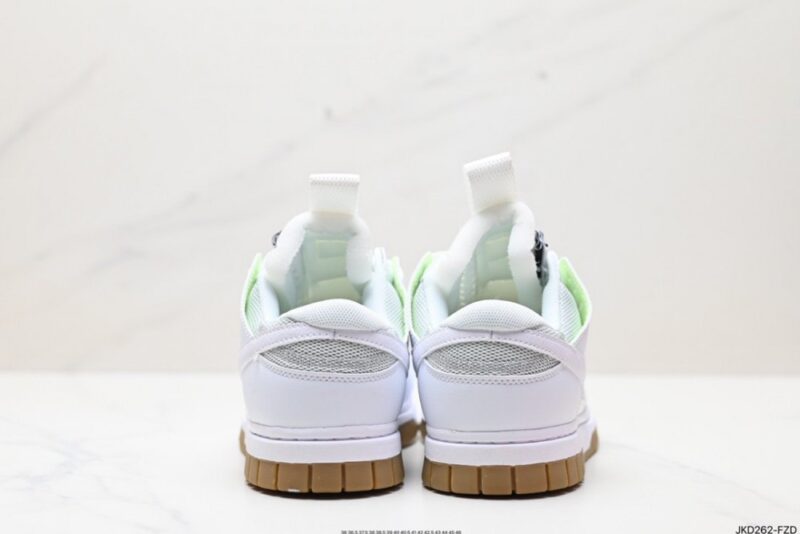 【AT1590】登山やアウトドアの機能要素を取り入れた、VIRGIL ABLOHデザイナーの独立ブランドOff-White™ x Futura x Nike SB Dunk Pine Green OWコラボシリーズのローカットクラシックで万能なカジュアルスポーツシューズ。