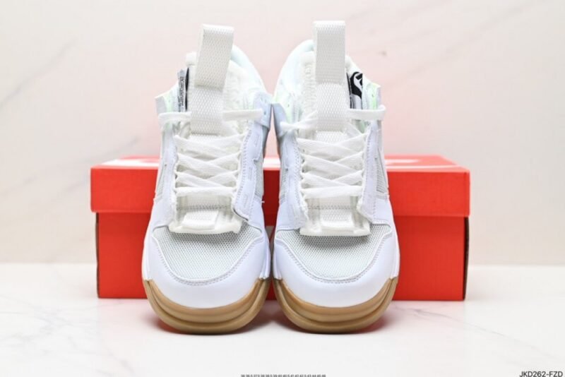【AT1590】登山やアウトドアの機能要素を取り入れた、VIRGIL ABLOHデザイナーの独立ブランドOff-White™ x Futura x Nike SB Dunk Pine Green OWコラボシリーズのローカットクラシックで万能なカジュアルスポーツシューズ。