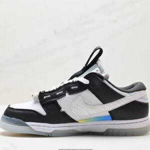 【AT1592】Off-White™ x Futura x Nike SB DunkPine Green OW VIRGIL ABLOH デザイナーによる独立ブランドOff-White™とFutura、 Nike SB Dunk Pine Green OWの登山用アウトドア機能要素を融合したコラボレーション商品。