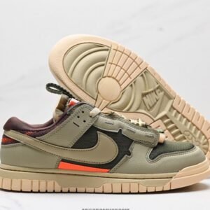 【AT1593】Off-White™ x Futura x Nike SB DunkPine Green OW 山登りやアウトドアの機能要素を取り入れた、VIRGIL ABLOHデザイナーの独立ブランドOff-White™ x Futura x Nike SB Dunk Pine Green OW.