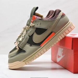 【AT1593】Off-White™ x Futura x Nike SB DunkPine Green OW 山登りやアウトドアの機能要素を取り入れた、VIRGIL ABLOHデザイナーの独立ブランドOff-White™ x Futura x Nike SB Dunk Pine Green OW.