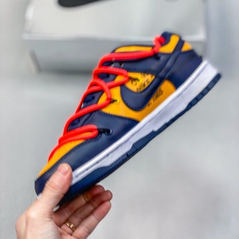 【AT1596】NikeナイキDunk SB x Off-White OWコラボレーションレースアップカップルローカットカジュアルファッション