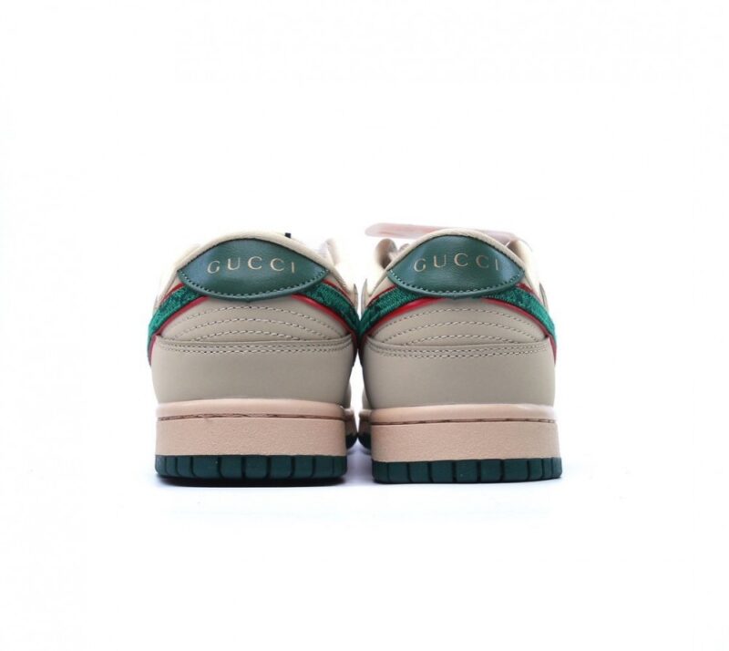 【AT2693】Nike SB Dunk Low GUCCI MLBコラボ 極力推薦 👏 より優れた視覚と履き心地体験 細部完璧